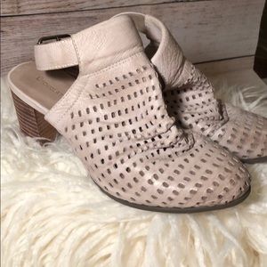 Chocolate Blu Bootie